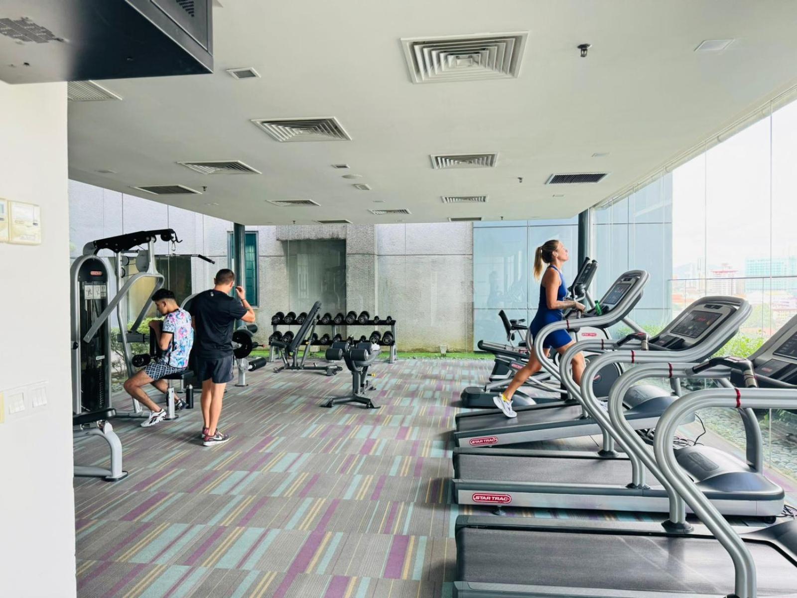 Summer Suites Klcc By Homestay Kuala Lumpur Exterior foto