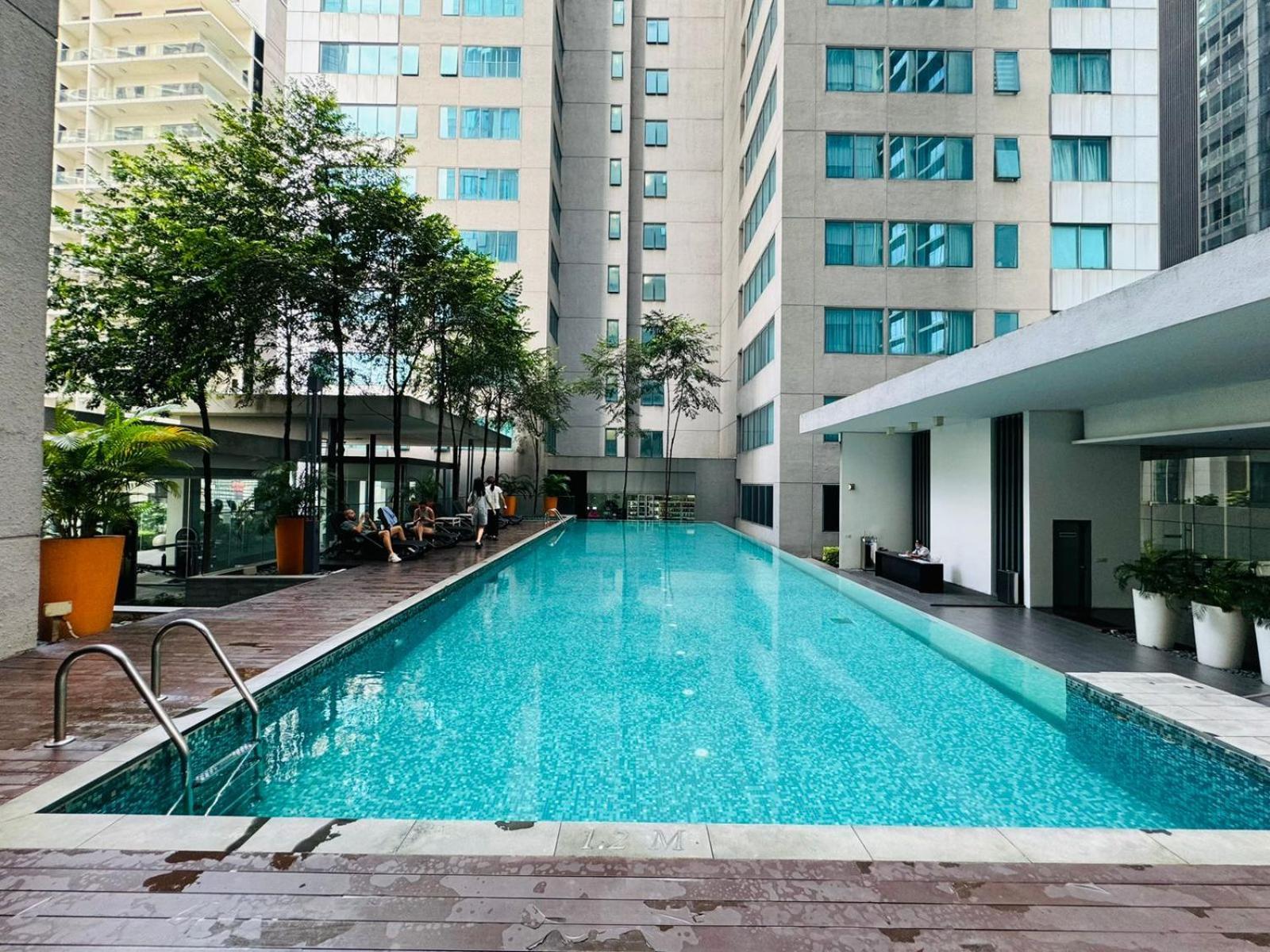 Summer Suites Klcc By Homestay Kuala Lumpur Exterior foto