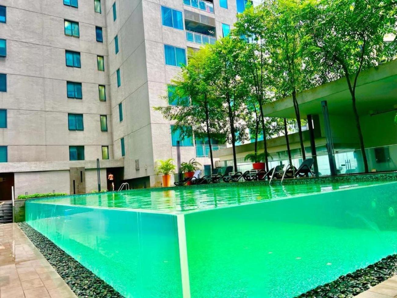 Summer Suites Klcc By Homestay Kuala Lumpur Exterior foto